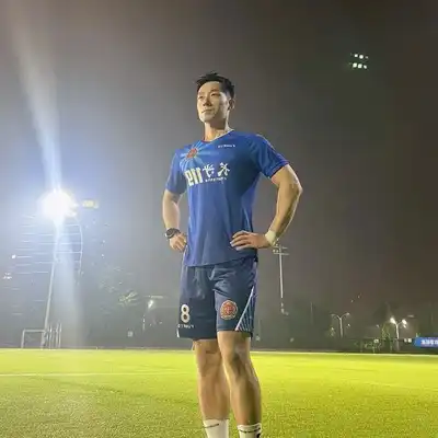 丁涵飞